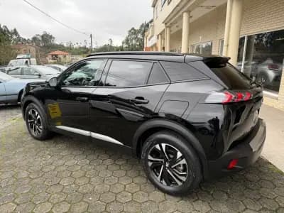 Vendo Peugeot e-2008 2023 - 24900 EUR, 10624 km - AUTO.MOTO.pt