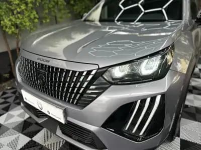 Sell Peugeot 2008 2024 - 22500 EUR, 13000 km - AUTO.MOTO.pt