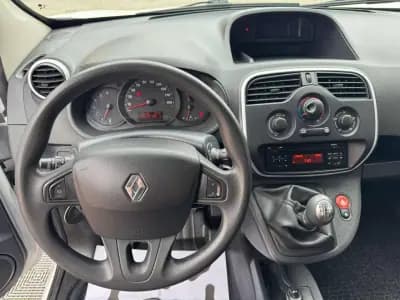 Vendo Renault Kangoo 2020 - 12250 EUR, 171129 km - AUTO.MOTO.pt
