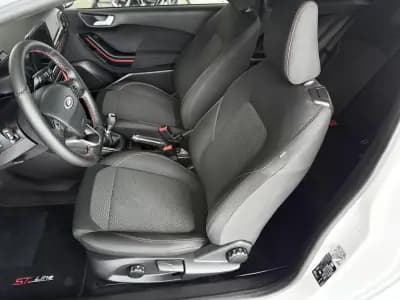 Vendo Ford Fiesta 2018 - 12500 EUR, 146800 km - AUTO.MOTO.pt