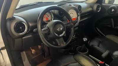 Vendo MINI Countryman 2011 - 13990 EUR, 116000 km - AUTO.MOTO.pt