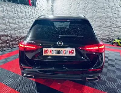 Vendo Mercedes-Benz C 300 2022 - 40990 EUR, 95187 km - AUTO.MOTO.pt