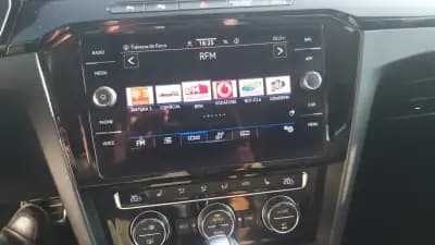 Vendo Volkswagen Arteon 2019 - 26650 EUR, 90000 km - AUTO.MOTO.pt