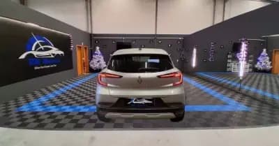 Vendo Renault Captur 2023 - 18990 EUR, 27990 km - AUTO.MOTO.pt