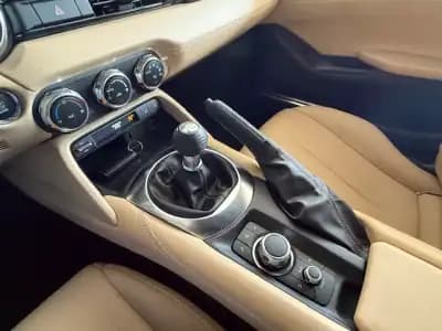 Vendo Mazda 2 2024 - 39900 EUR, 3960 km - AUTO.MOTO.pt