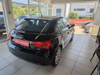 Sell Audi A1 2011 - 8650 EUR, 215600 km - AUTO.MOTO.pt