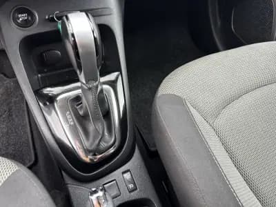 Vendo Renault Captur 2016 - 13490 EUR, 143000 km - AUTO.MOTO.pt