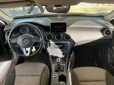 Vendo Mercedes-Benz A 180 2014 - 15900 EUR, 190600 km - AUTO.MOTO.pt