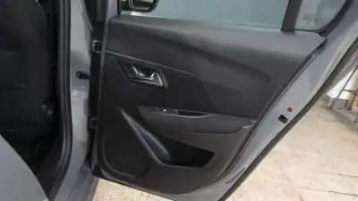 Sell Peugeot 208 2024 - 16450 EUR, 17000 km - AUTO.MOTO.pt