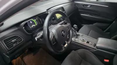 Vendo Renault Talisman 2016 - 14990 EUR, 107000 km - AUTO.MOTO.pt