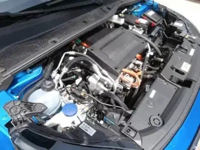 Sell Peugeot e-208 2021 - 18000 EUR, 85265 km - AUTO.MOTO.pt