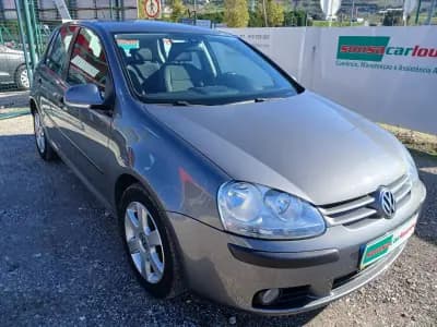 Vendo Volkswagen Golf 2006 - 7150 EUR, 102943 km - AUTO.MOTO.pt