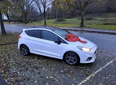 Sell Ford Fiesta 2018 - 12990 EUR, 169000 km - AUTO.MOTO.pt
