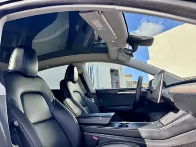 Vendo Tesla Model Y 2022 - 39990 EUR, 59000 km - AUTO.MOTO.pt