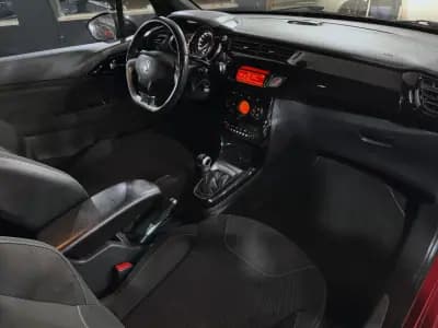 Vendo Citroën DS3 2010 - 8490 EUR, 162463 km - AUTO.MOTO.pt