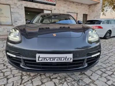 Vendo Porsche Panamera Sport Turismo 2018 - 84990 EUR, 147000 km - AUTO.MOTO.pt