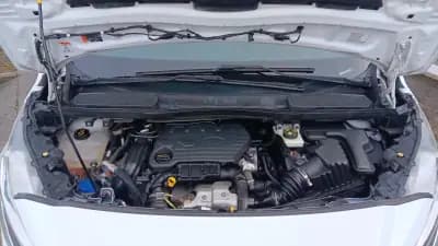 Vendo Ford Transit Connect 2018 - 12300 EUR, 207321 km - AUTO.MOTO.pt