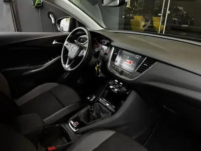 Vendo Opel Grandland X 2021 - 19990 EUR, 113300 km - AUTO.MOTO.pt