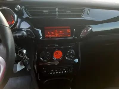 Vendo Citroën DS3 2010 - 8900 EUR, 175200 km - AUTO.MOTO.pt