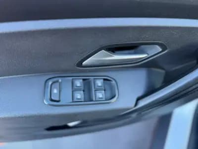 Sell Dacia Duster 2023 - 21900 EUR, 102605 km - AUTO.MOTO.pt