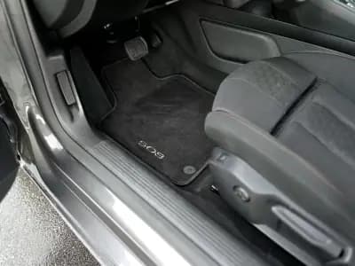 Sell Peugeot 508 SW 2021 - 15750 EUR, 170000 km - AUTO.MOTO.pt