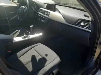 Sell BMW 318 2013 - 14900 EUR, 184100 km - AUTO.MOTO.pt