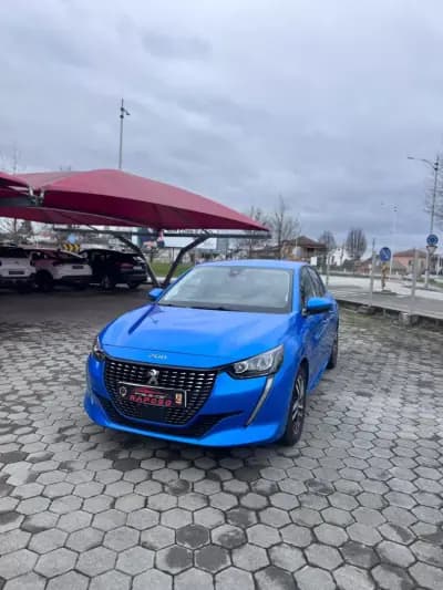 Sell Peugeot 208 2021 - 15500 EUR, 71335 km - AUTO.MOTO.pt