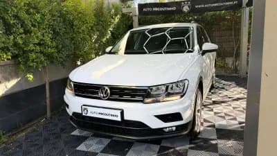 Vendo Volkswagen Tiguan 2020 - 21900 EUR, 162332 km - AUTO.MOTO.pt
