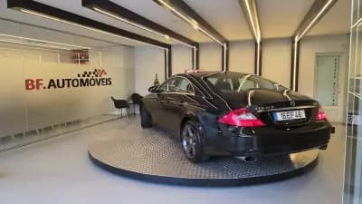 Sell Mercedes-Benz CLS 320 2007 - 12500 EUR, 452570 km - AUTO.MOTO.pt