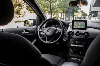 Sell Mercedes-Benz B 250 2017 - 14900 EUR, 85144 km - AUTO.MOTO.pt