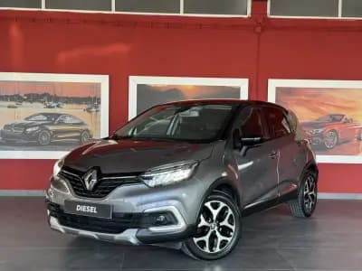 Vendo Renault Captur 2017 - 15990 EUR, 80345 km - AUTO.MOTO.pt