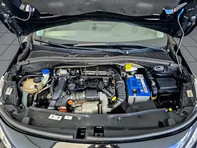 Sell Peugeot 2008 2017 - 14450 EUR, 150000 km - AUTO.MOTO.pt