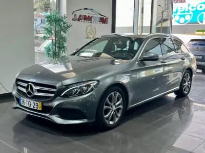 Vendo Mercedes-Benz C 300 2017 - 22999 EUR, 102000 km - AUTO.MOTO.pt