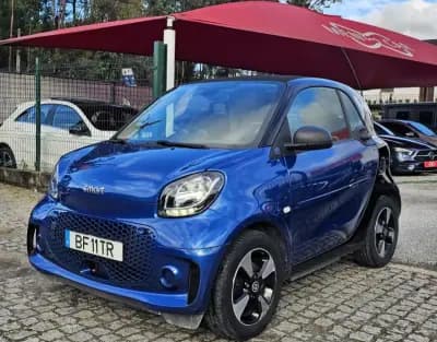 Vendo Smart Fortwo Cabrio 2021 - 12999 EUR, 30000 km - AUTO.MOTO.pt