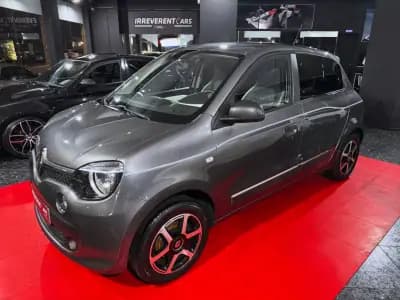 Vendo Renault Twingo 2019 - 12490 EUR, 58595 km - AUTO.MOTO.pt
