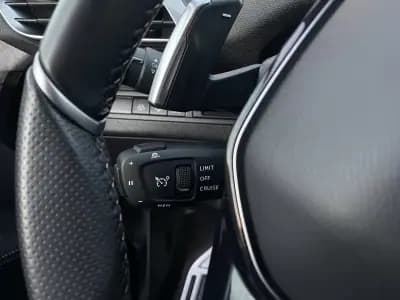 Sell Peugeot 3008 2021 - 21600 EUR, 84770 km - AUTO.MOTO.pt