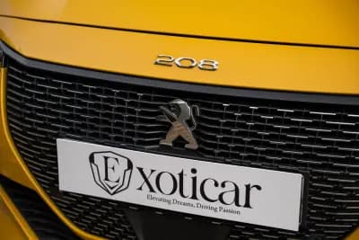 Vendo Peugeot e-208 2023 - 17900 EUR, 25000 km - AUTO.MOTO.pt