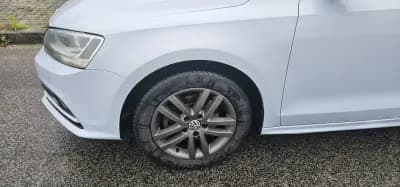 Vendo Volkswagen Jetta 2017 - 8990 EUR, 260000 km - AUTO.MOTO.pt