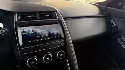 Vendo Jaguar E-Pace 2019 - 23900 EUR, 164000 km - AUTO.MOTO.pt