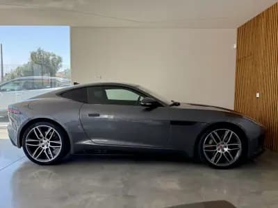 Vendo Jaguar F-Type 2018 - 46000 EUR, 64200 km - AUTO.MOTO.pt