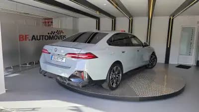 Vendo BMW 530e 2024 - 59900 EUR, 38890 km - AUTO.MOTO.pt
