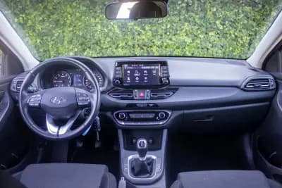 Vendo Hyundai i30 2022 - 15900 EUR, 67400 km - AUTO.MOTO.pt