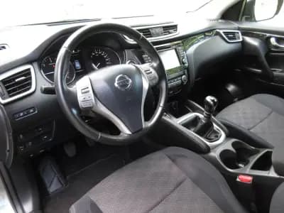 Vendo Nissan Qashqai 2015 - 13490 EUR, 216000 km - AUTO.MOTO.pt