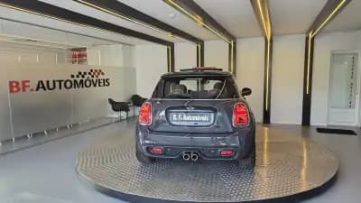 Sell MINI 2019 - 25500 EUR, 96321 km - AUTO.MOTO.pt