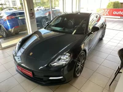 Sell Porsche Panamera 2018 - 60500 EUR, 104962 km - AUTO.MOTO.pt