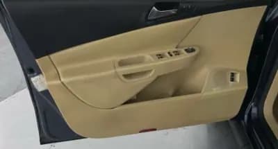 Vendo Volkswagen Passat Variant 2007 - 3190 EUR, 319000 km - AUTO.MOTO.pt