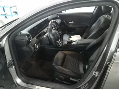 Vendo Mercedes-Benz A 250 2021 - 23700 EUR, 96021 km - AUTO.MOTO.pt
