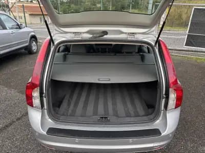 Vendo Volvo 121 2010 - 8900 EUR, 249460 km - AUTO.MOTO.pt