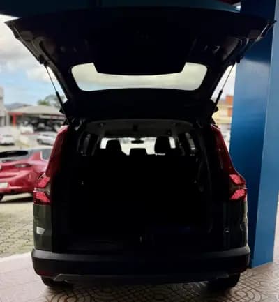 Sell Dacia Jogger 2023 - 17950 EUR, 69000 km - AUTO.MOTO.pt