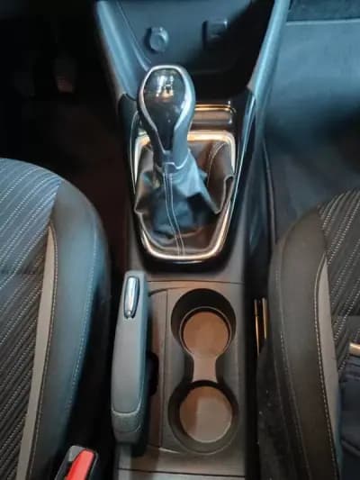 Vendo Opel Crossland X 2019 - 11950 EUR, 65500 km - AUTO.MOTO.pt